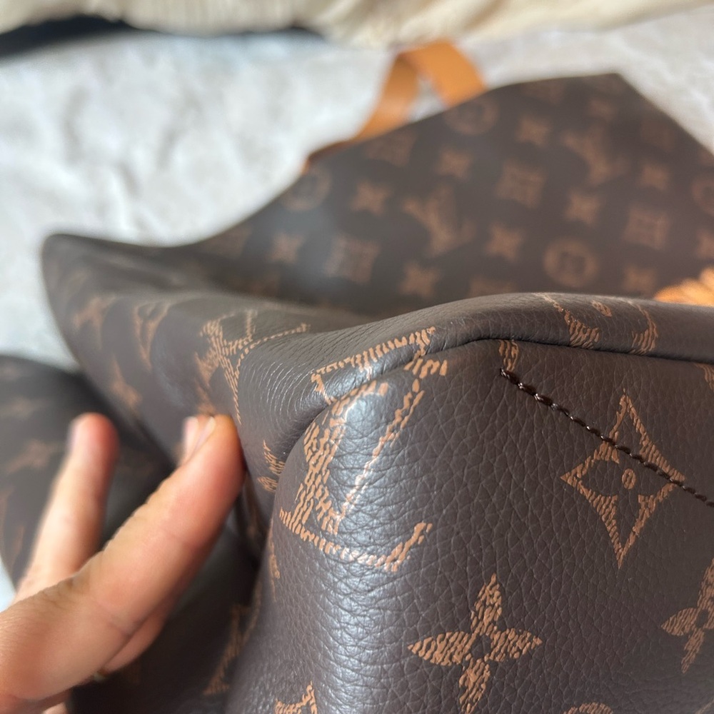 Louis Vuitton Monogram shopper Tote in Brown - Picture 3 of 12